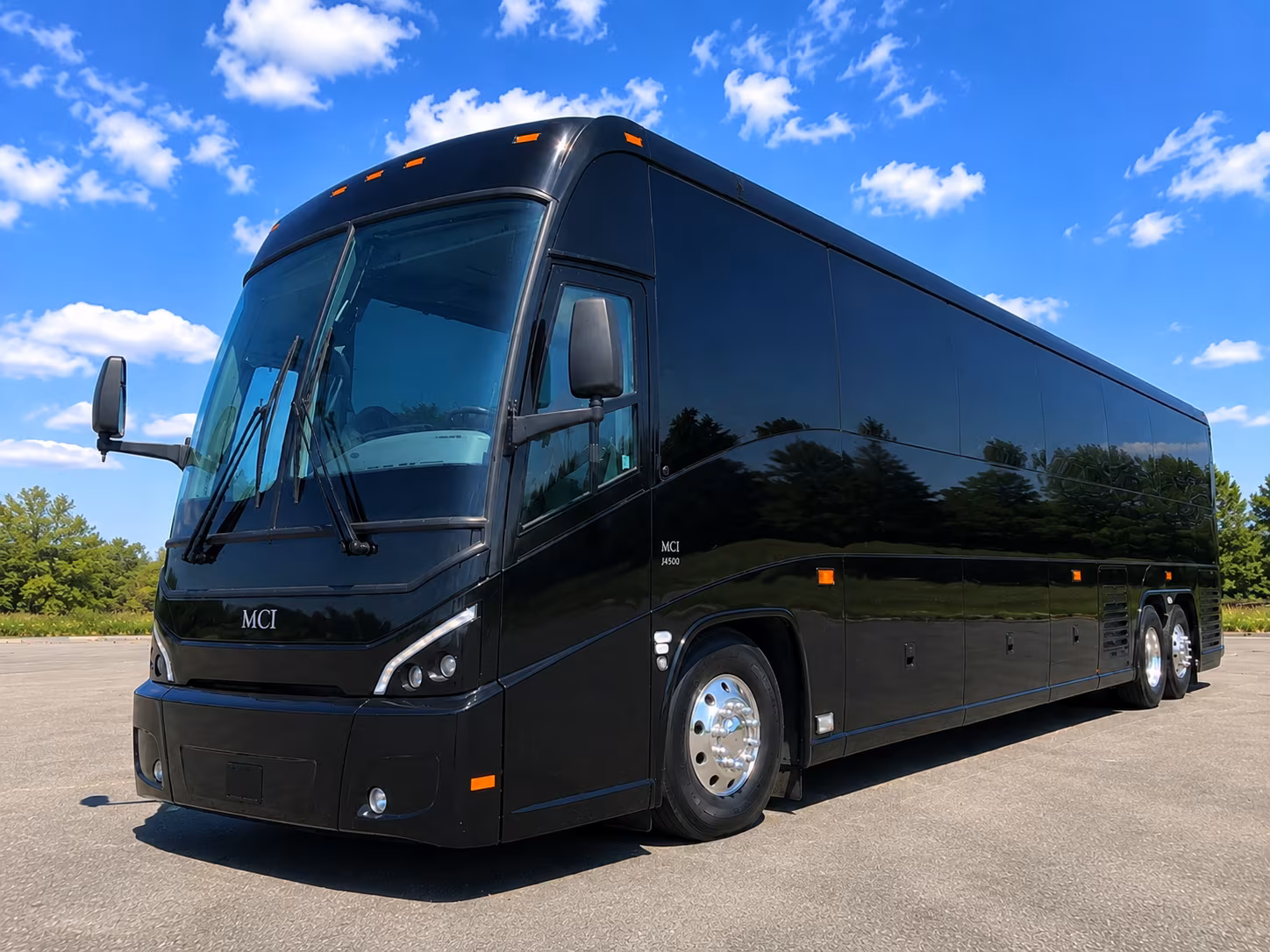 from the mariners museum to colonial williamsburg one bus handles every leg